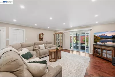 1661 Beckner Ct, Concord, CA 94521 - Photo 17
