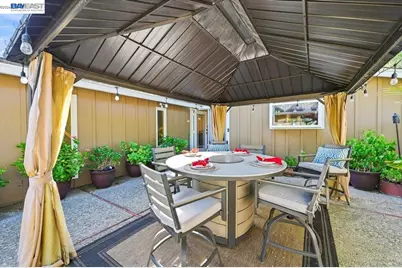 1661 Beckner Ct, Concord, CA 94521 - Photo 39