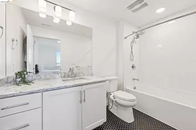 10300 San Pablo Ave #203, El Cerrito, CA 94530 - Photo 19