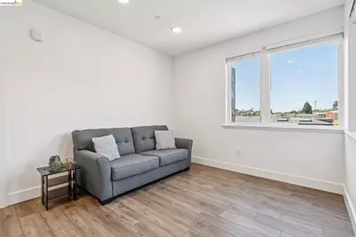 10300 San Pablo Ave #203, El Cerrito, CA 94530 - Photo 13