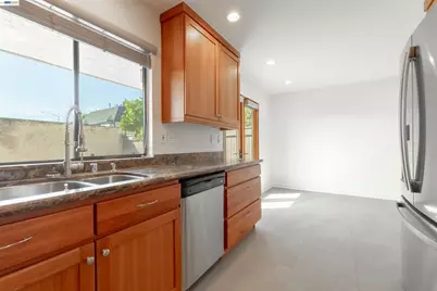 4157 Tanager Cmn, Fremont, CA 94555 - Photo 3