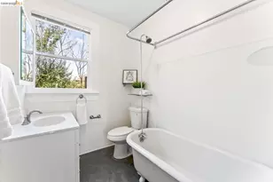 4239 Howe St, Oakland, CA 94611 - Photo 17