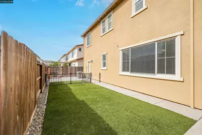 531 Lavender Dr, Vacaville, CA 95687 - Photo 53