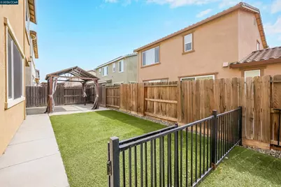 531 Lavender Dr, Vacaville, CA 95687 - Photo 57