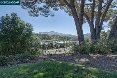 1916 Golden Rain Rd #3, Walnut Creek, CA 94595 - Photo 43