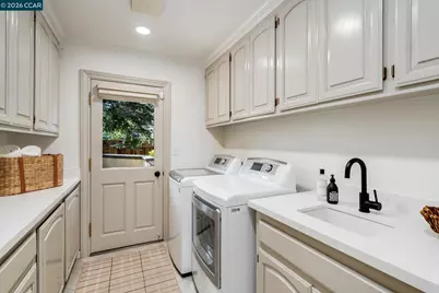 134 Pepperwood Ct, Danville, CA 94506 - Photo 43