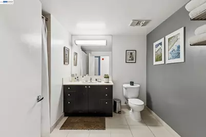 311 Oak St #720, Oakland, CA 94607 - Photo 27