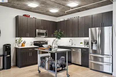 311 Oak St #720, Oakland, CA 94607 - Photo 15