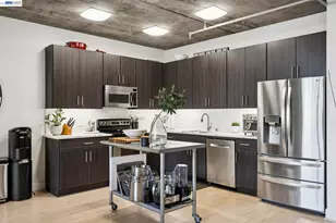 311 Oak St, Oakland, CA 94607 - Photo 15
