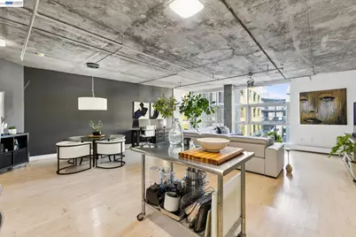 311 Oak St #720, Oakland, CA 94607 - Photo 17