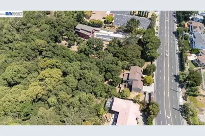 27468 Hayward Blvd, Hayward, CA 94542 - Photo 77