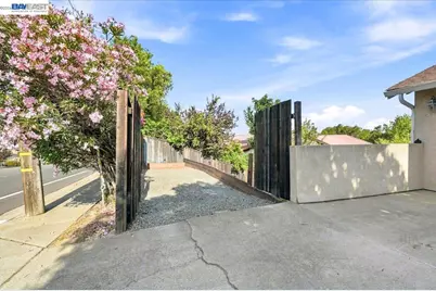 27468 Hayward Blvd, Hayward, CA 94542 - Photo 85