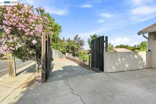 27468 Hayward Blvd, Hayward, CA 94542 - Photo 85