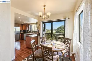 27468 Hayward Blvd, Hayward, CA 94542 - Photo 23