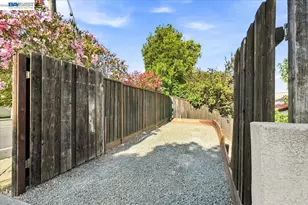 27468 Hayward Blvd, Hayward, CA 94542 - Photo 87