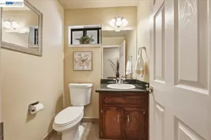 27468 Hayward Blvd, Hayward, CA 94542 - Photo 45