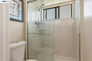 27468 Hayward Blvd, Hayward, CA 94542 - Photo 51