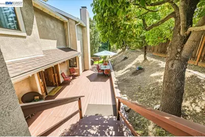 27468 Hayward Blvd, Hayward, CA 94542 - Photo 7