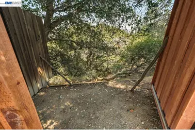 27468 Hayward Blvd, Hayward, CA 94542 - Photo 69