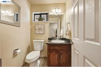 27468 Hayward Blvd, Hayward, CA 94542 - Photo 45