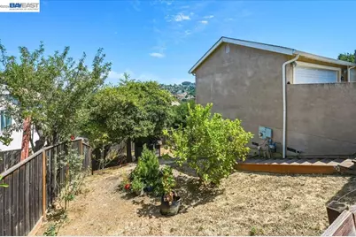 27468 Hayward Blvd, Hayward, CA 94542 - Photo 67