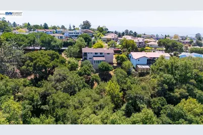 27468 Hayward Blvd, Hayward, CA 94542 - Photo 75