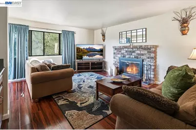 27468 Hayward Blvd, Hayward, CA 94542 - Photo 25