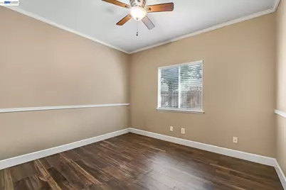 2034 Wrenwood Ave, Clovis, CA 93611 - Photo 13