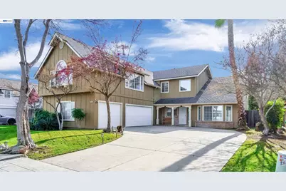 2034 Wrenwood Ave, Clovis, CA 93611 - Photo 3