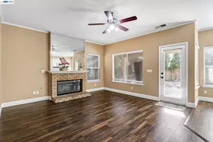 2034 Wrenwood Ave, Clovis, CA 93611 - Photo 25