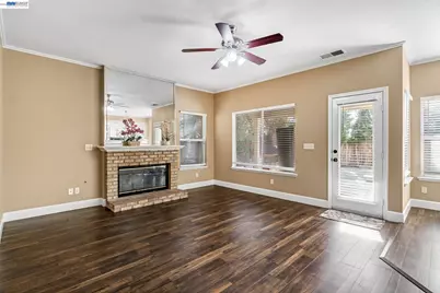 2034 Wrenwood Ave, Clovis, CA 93611 - Photo 27