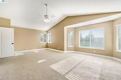 2034 Wrenwood Ave, Clovis, CA 93611 - Photo 49