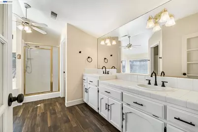 2034 Wrenwood Ave, Clovis, CA 93611 - Photo 47