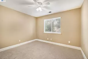 2034 Wrenwood Ave, Clovis, CA 93611 - Photo 41