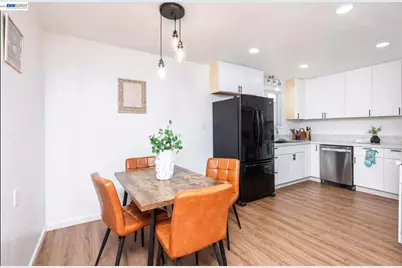 2257 Edison Ave, Sacramento, CA 95821 - Photo 3