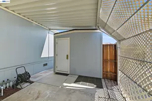 29020 Berkeley, Hayward, CA 94544 - Photo 33