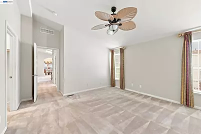 29020 Berkeley, Hayward, CA 94544 - Photo 23