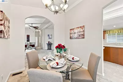 29020 Berkeley, Hayward, CA 94544 - Photo 17