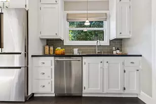 4258 Lakeshore Ave, Oakland, CA 94610 - Photo 23