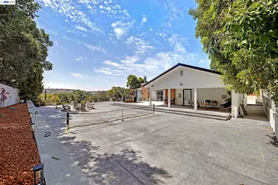 4363 Short Hill Road, Oakland, CA 94605 - Photo 41