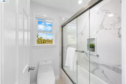 278 Estabrook St, San Leandro, CA 94577 - Photo 21