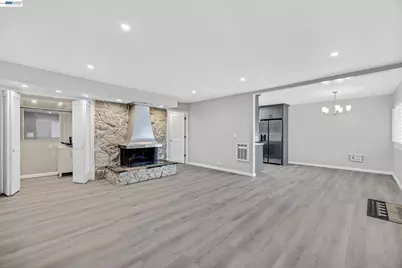 2133 Santa Clara Ave #328, Alameda, CA 94501 - Photo 13