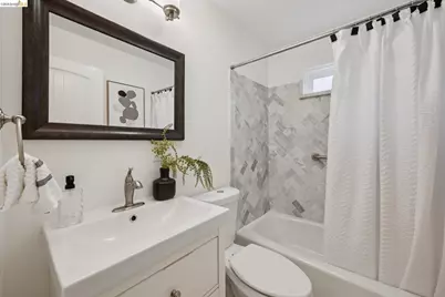 15 Edgecroft Rd, Kensington, CA 94707 - Photo 27