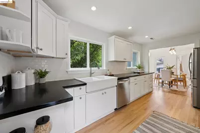 15 Edgecroft Rd, Kensington, CA 94707 - Photo 19