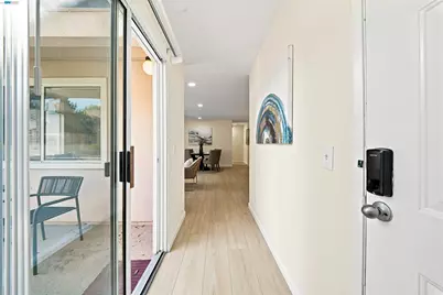 690 Applause Pl, San Jose, CA 95134 - Photo 5