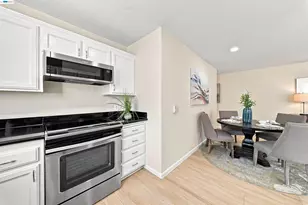 690 Applause Pl, San Jose, CA 95134 - Photo 13