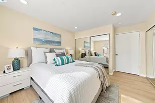 690 Applause Pl, San Jose, CA 95134 - Photo 17