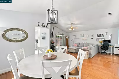 1116 Larkspur Dr, Livermore, CA 94551 - Photo 15