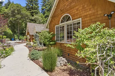 220 Miracle Ln, Santa Cruz, CA 95060 - Photo 33