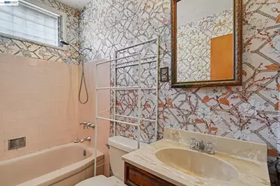 24732 Woodacre Ave, Hayward, CA 94544 - Photo 17